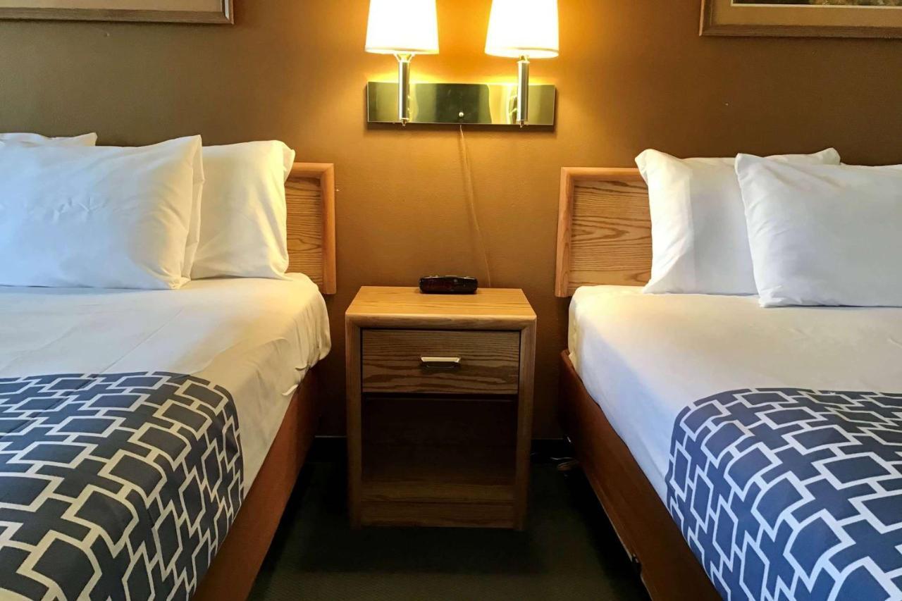 Travelodge By Wyndham Powell מראה חיצוני תמונה