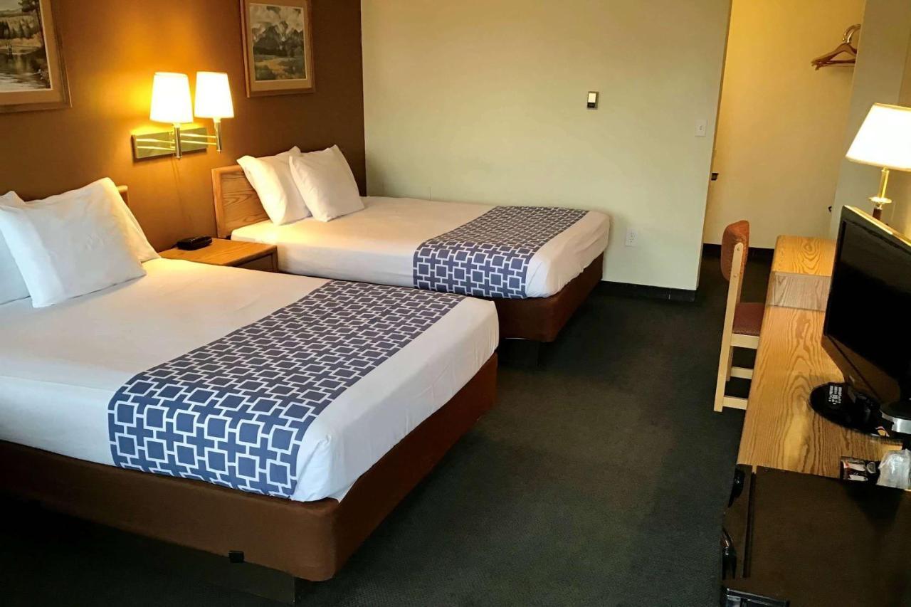 Travelodge By Wyndham Powell מראה חיצוני תמונה