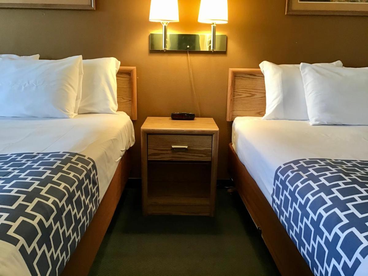Travelodge By Wyndham Powell מראה חיצוני תמונה