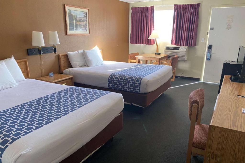 Travelodge By Wyndham Powell מראה חיצוני תמונה