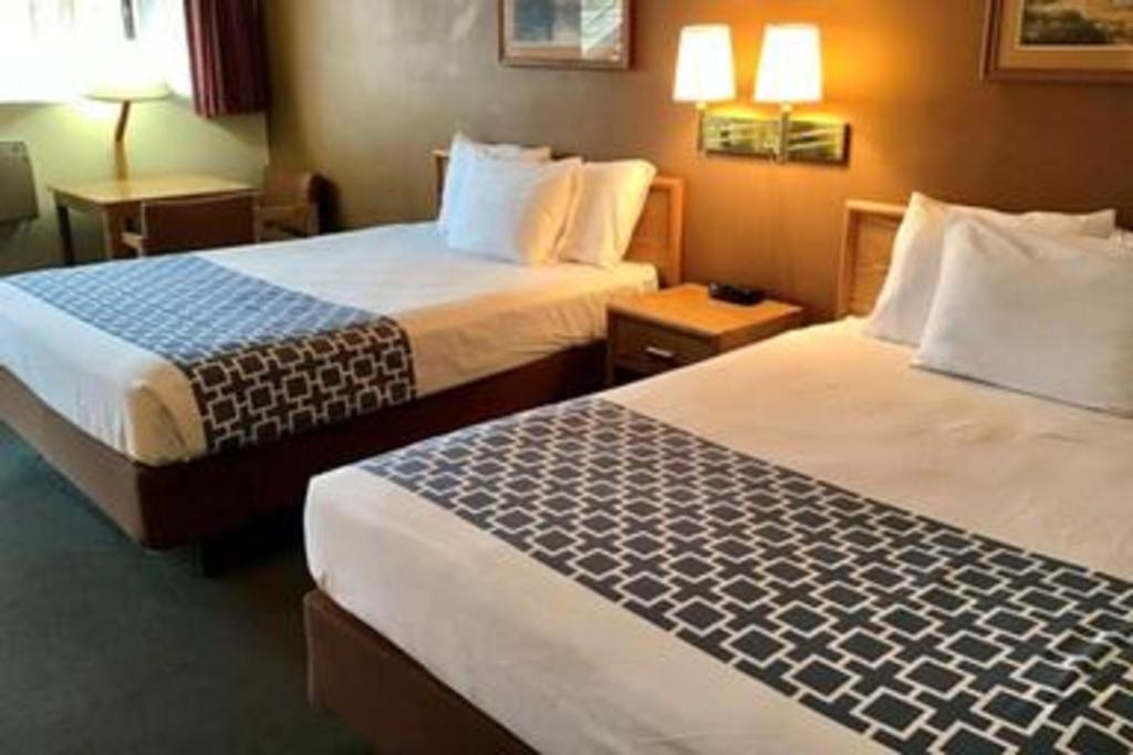 Travelodge By Wyndham Powell מראה חיצוני תמונה