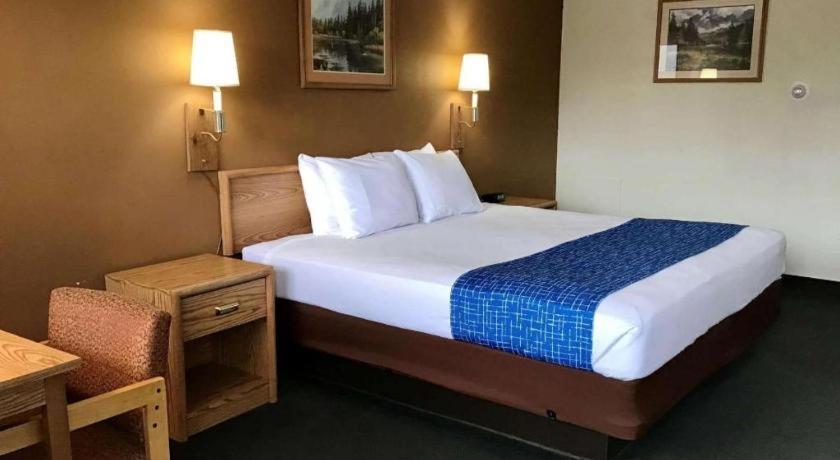 Travelodge By Wyndham Powell מראה חיצוני תמונה