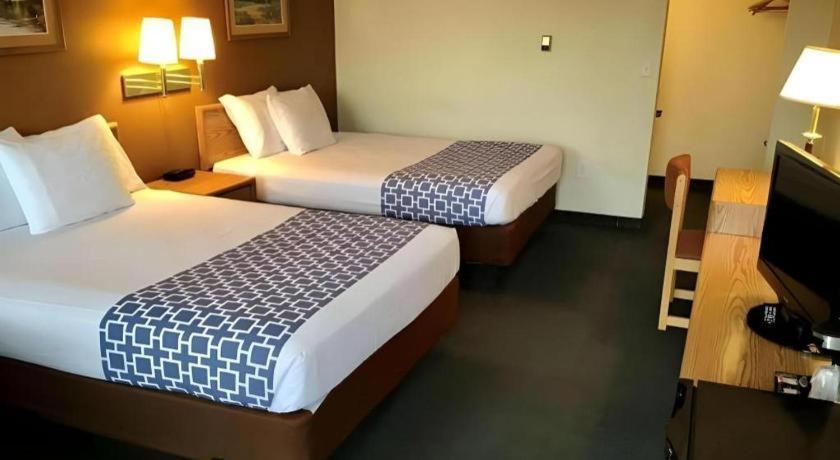 Travelodge By Wyndham Powell מראה חיצוני תמונה
